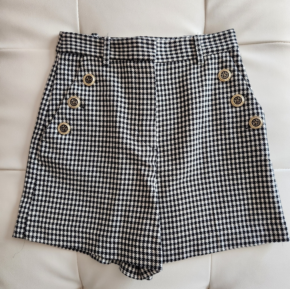 Zara Black and White High Waist Shorts